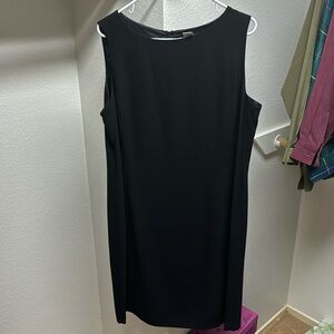 🦋HOST PICK 🦋Nycard little black dress size 16
